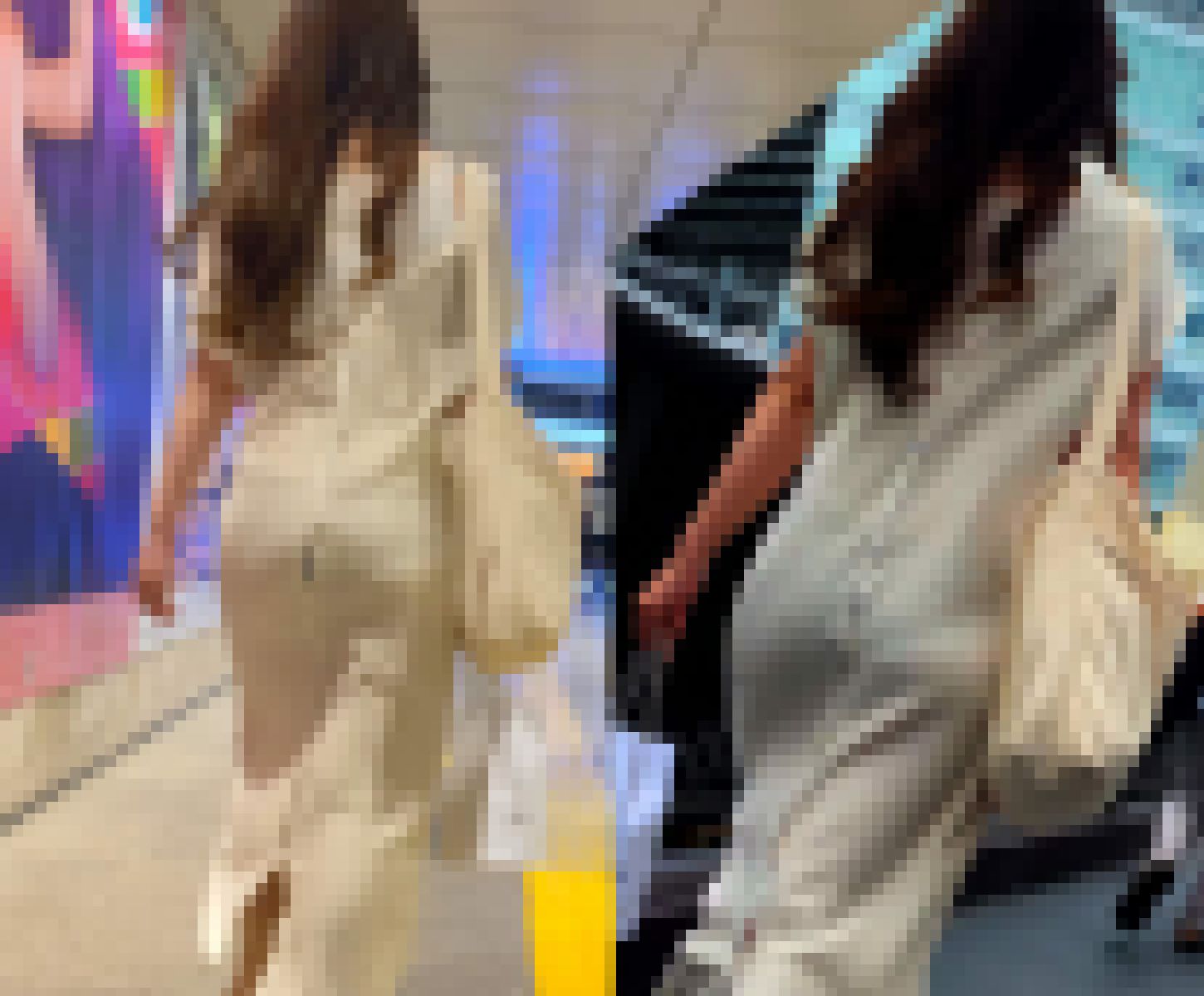 【4K60P街撮り】透け透け穴あきワンピース！！透けてるどころか見えちゃってる！！