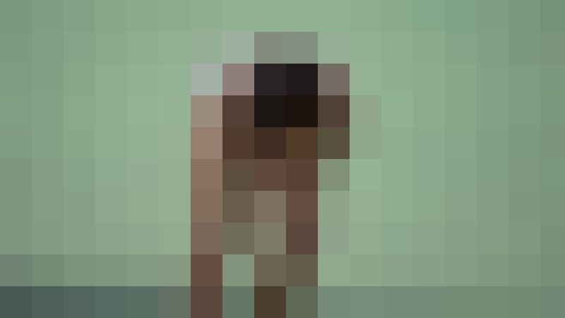 悔しさを滲ませる