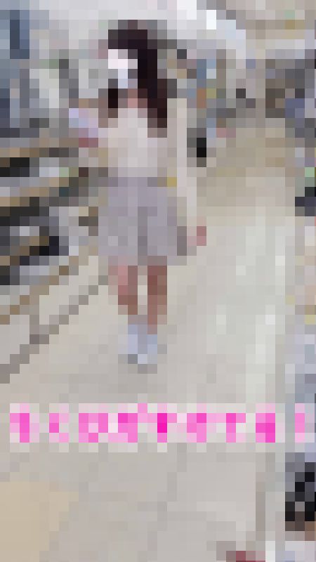 【再販】服から乳首が透けてしまっているこのお買い物。隙間からちら乳首あり