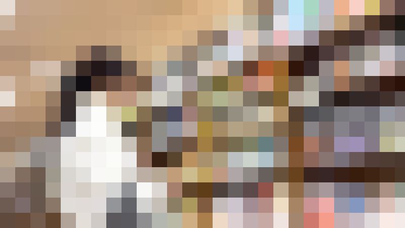 【４K・高画質】至高の膨らみ #13&nbsp;英検参考書を選ぶインテリ美女の白ニット巨乳に接近